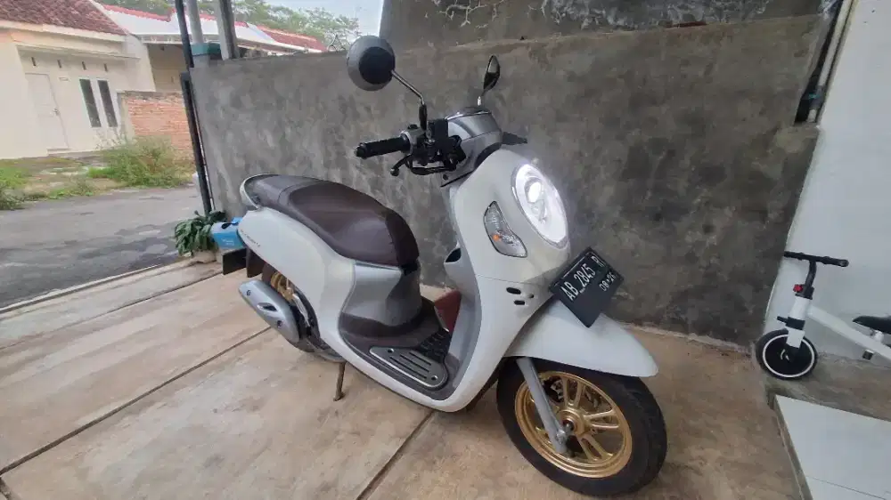 Honda Scoopy Prestige 2021 Putih Mulus – Pajak Panjang Batang Kota