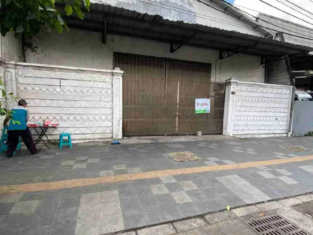 Dijual via lelang GUDANG di Jalan Demak Surabaya