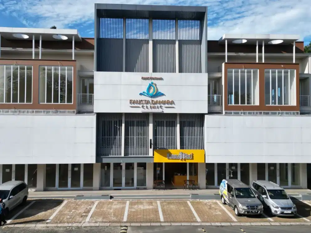 Disewakan Ruko Gandeng 3 Lantai Strategis di Boulevard Area komersial Royal Tajur Residence. Jl, Raya Tajur