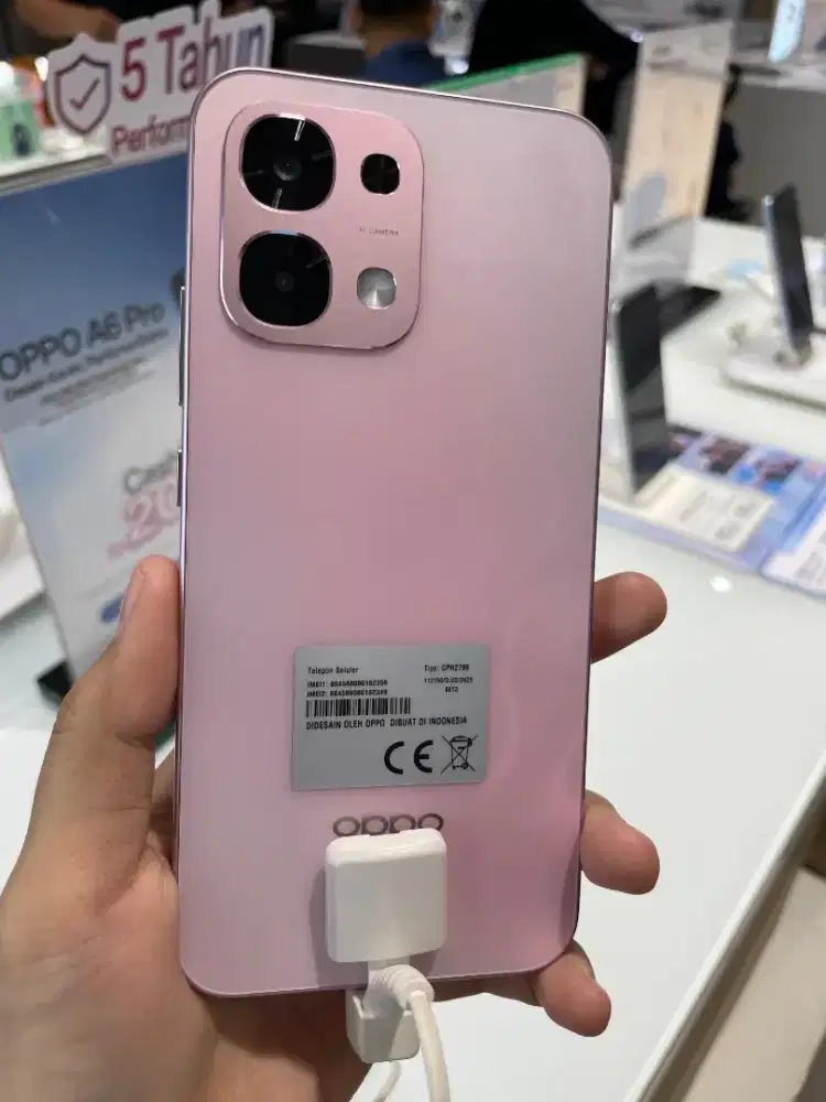 Oppo A6 pro 8+8/256