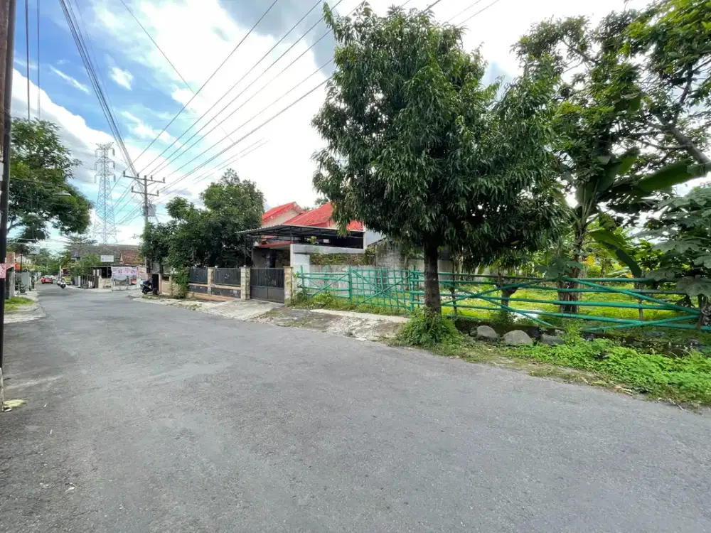 Di jual tanah premium pinggir jalan kayen raya jl kaliurang km 7 utara kampus UGM