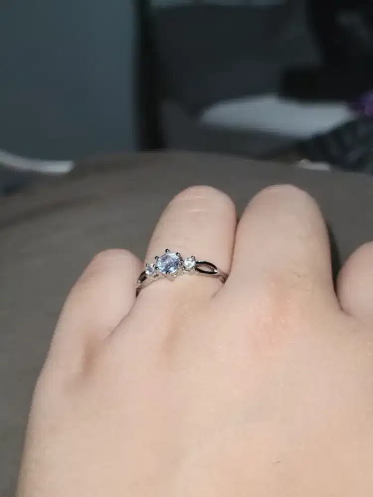 Cincin wanita aesthetic