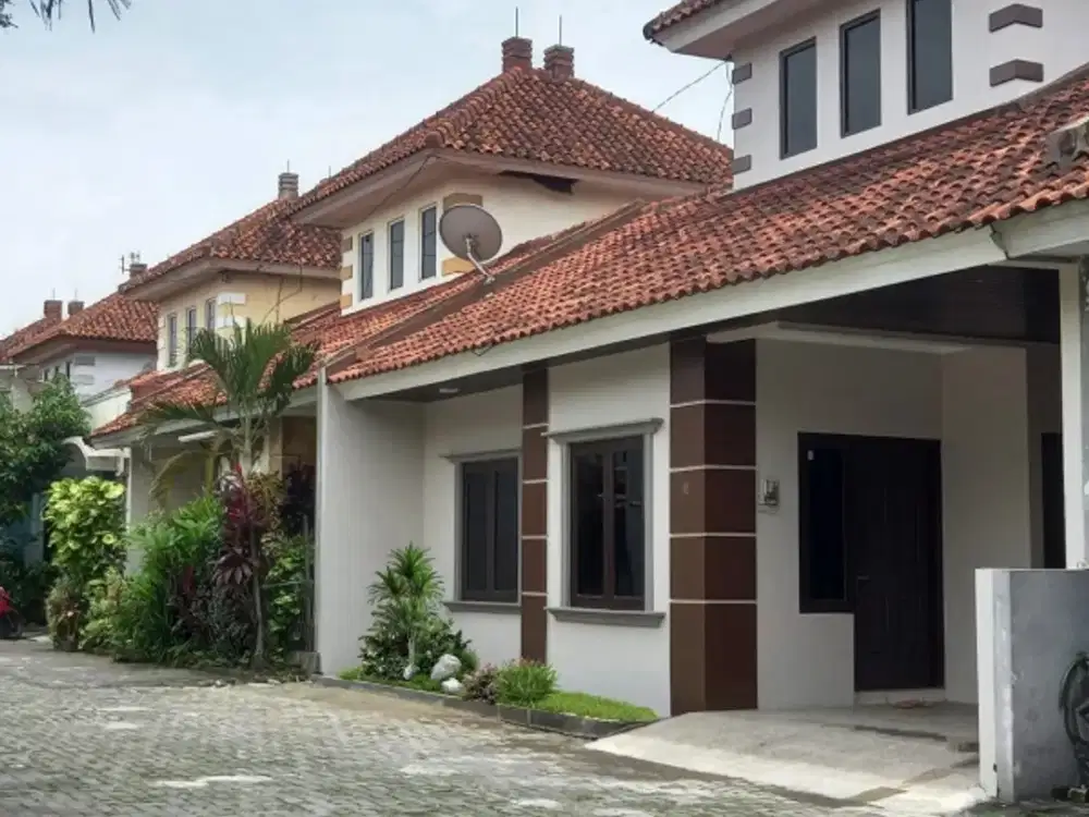 Dijual Rumah Perum cluster di Gentan Surakarta