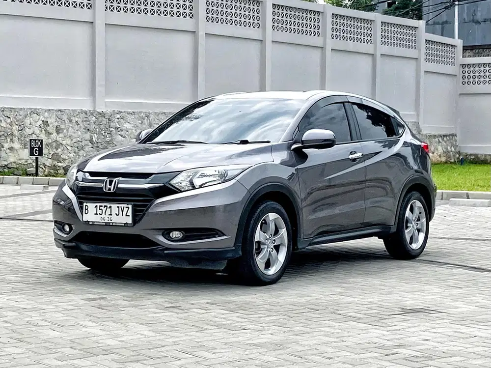 KM70RB ASLI |Honda HR-V 1.5 E CVT Non Prestige Bensin 2018