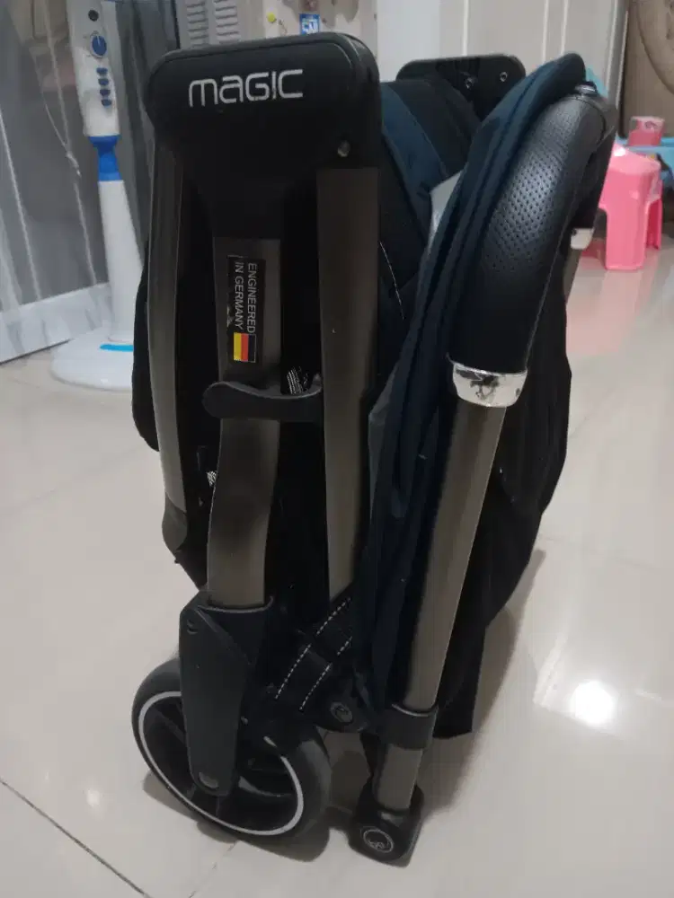 Stroller babyelle S-629 Magic (Auto Fold)
