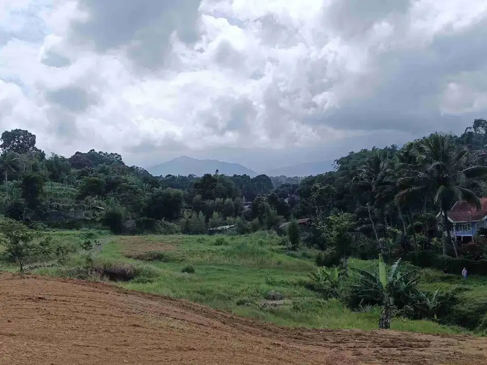 Tanah SHM strategis best view cisarua puncak bogor