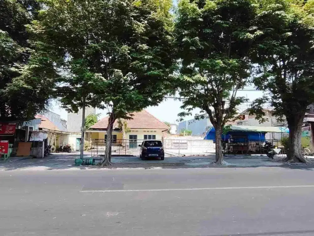 Tanah Luas di Tengah Kota Ideal dan Strategis