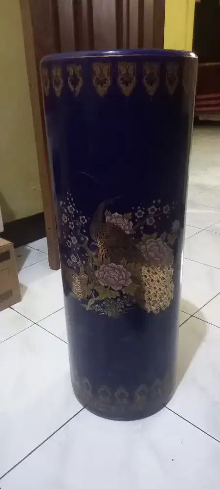 Keramik Tempat Payung