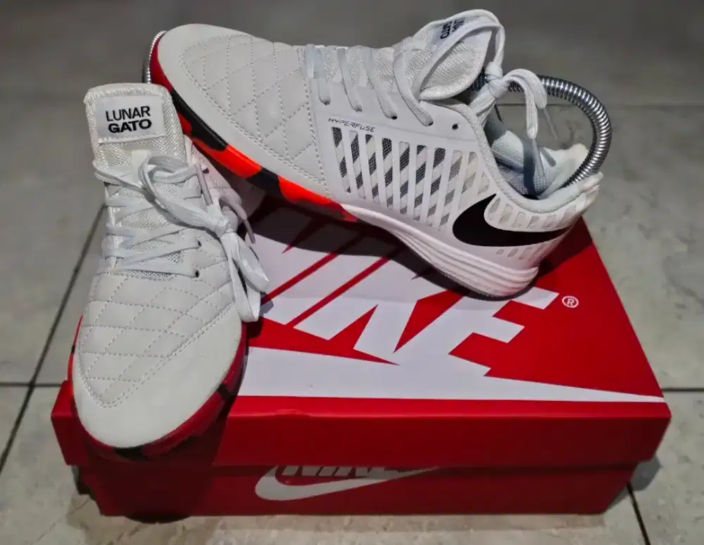 Bismillah.. Jual Santai Sepatu Futsal