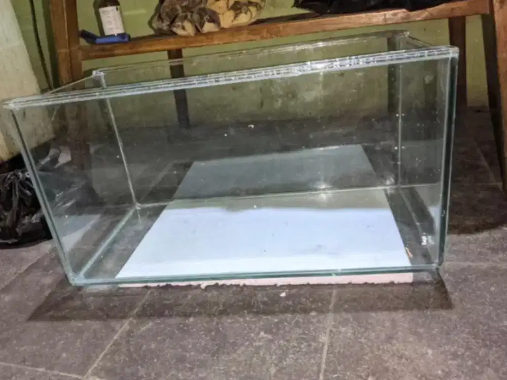 AQUARIUM 40×20×20