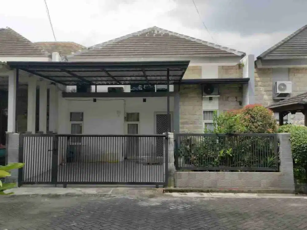 RUMAH MINIMALIS ROW JALAN KEMBAR CLUSTER JAPAN GARDEN MOJOKERTO