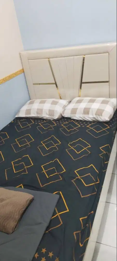 DIJUAL! 1 SET TEMPAT TIDUR