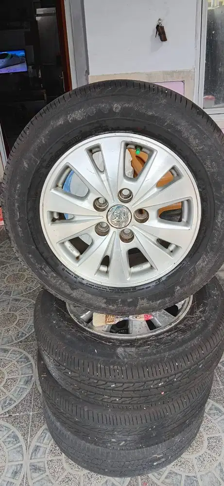 Jual cepat velg dan ban