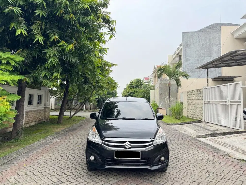 Suzuki Ertiga 1.4 GL Manual 2018 Hitam Facelift Plat T