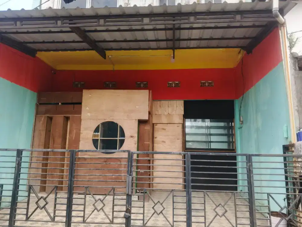 BU! Rumah 3 Lantai Daerah Cibarusah Bekasi