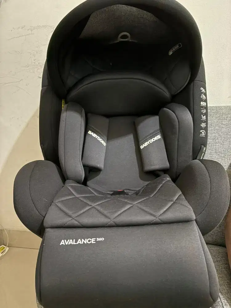 Car seat babydoes rotate
