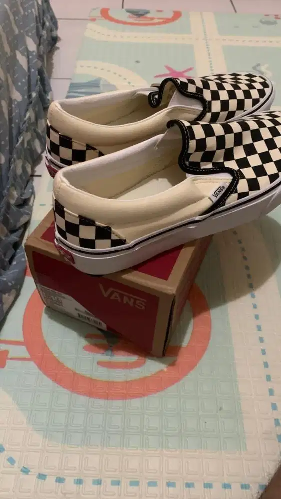 Vans checkerboard