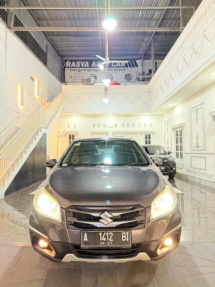 Suzuki SX4 Cross Matic 2016 Istimewa Full orsinil Tangan 1 baru JualBu