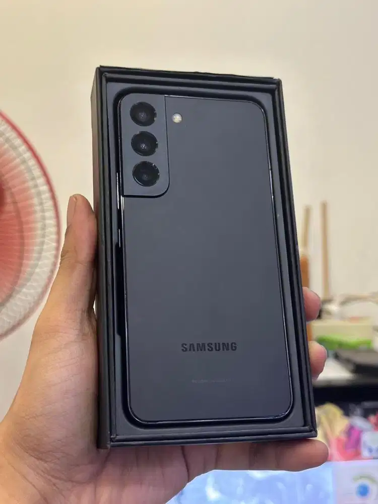 Samsung S22 8/128Gb ex Resmi SEIN Fullset