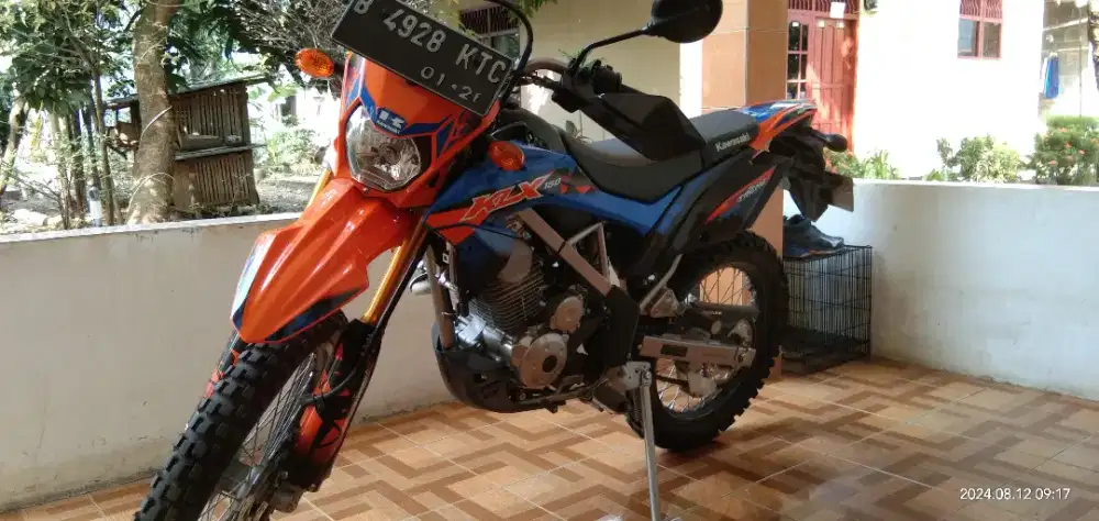 JUAL MOTOR klx tipe BF TH. 2021