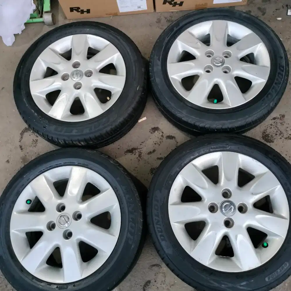 Velg original OEM Nissan march ring 15 pcd 4x100 ban 175/60 R15 4pcs