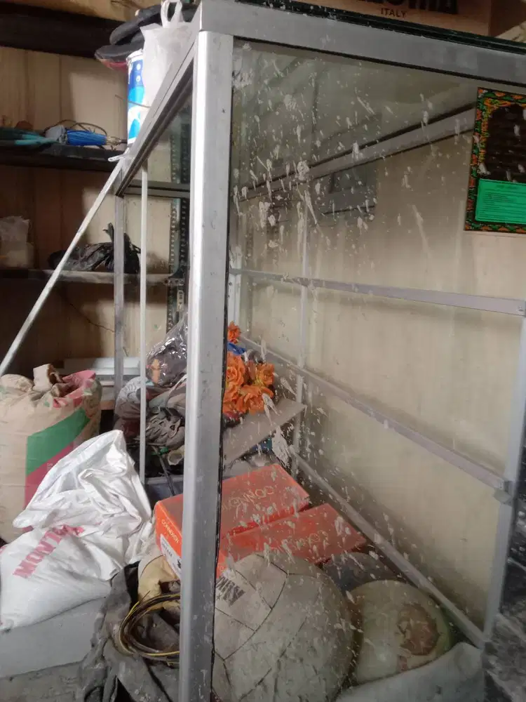 Etalase warung 1,5 m