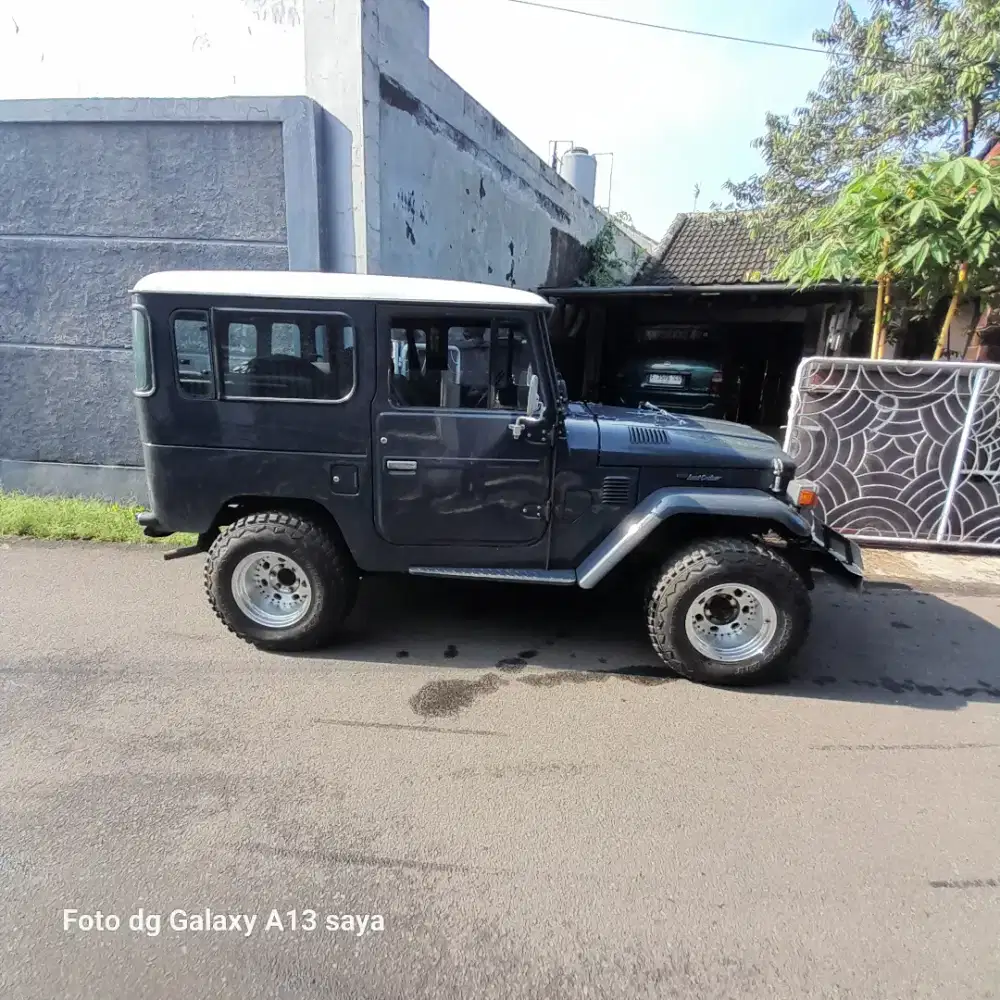 Hardtop tahun 1981 mulus