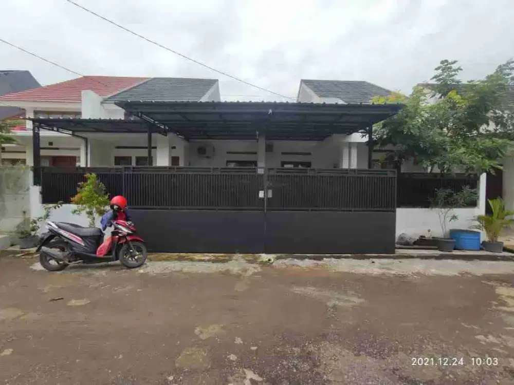 Rumah rapi siap huni dekat Citraland Cirebon one gate system