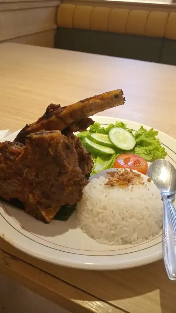 Di cari koki / juru masak chinese food