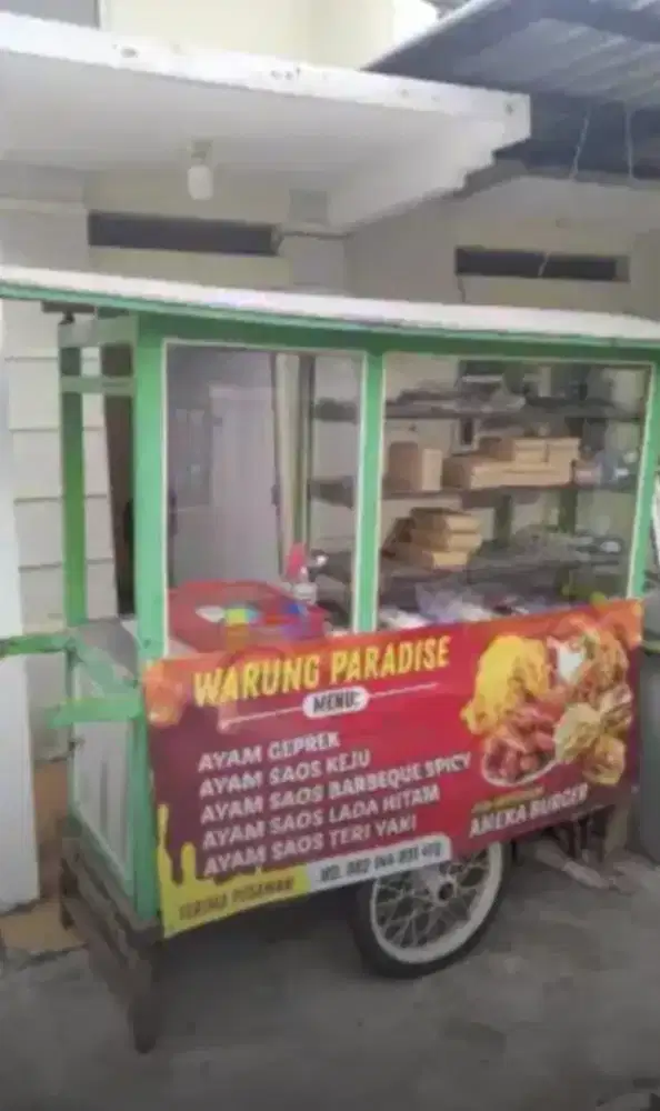 Dijual cepat gerobak sama tempat barang