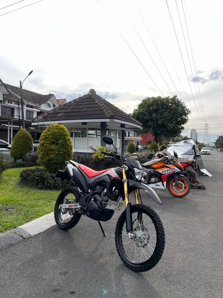 LOW KM CRF150L 2021