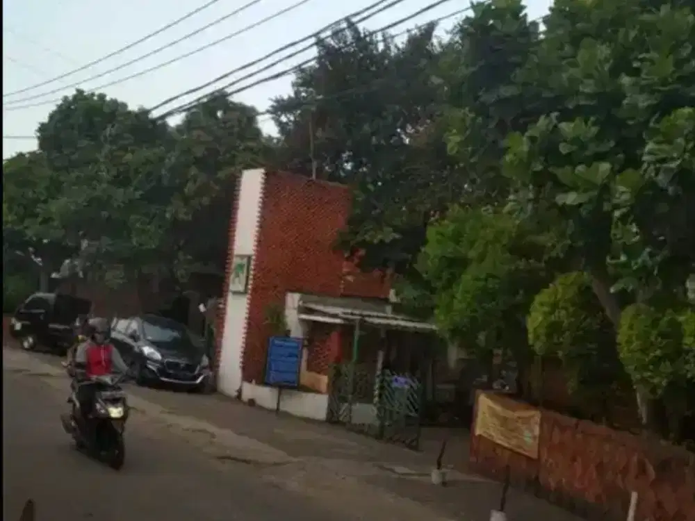 DISEWAKAN RUMAH KANTOR STRATEGIS PINGGIR JLN RAYA PEKAPURAN. DEPAN KOMPLEK CGR 1, CIMANGGIS TAPOS DEPOK