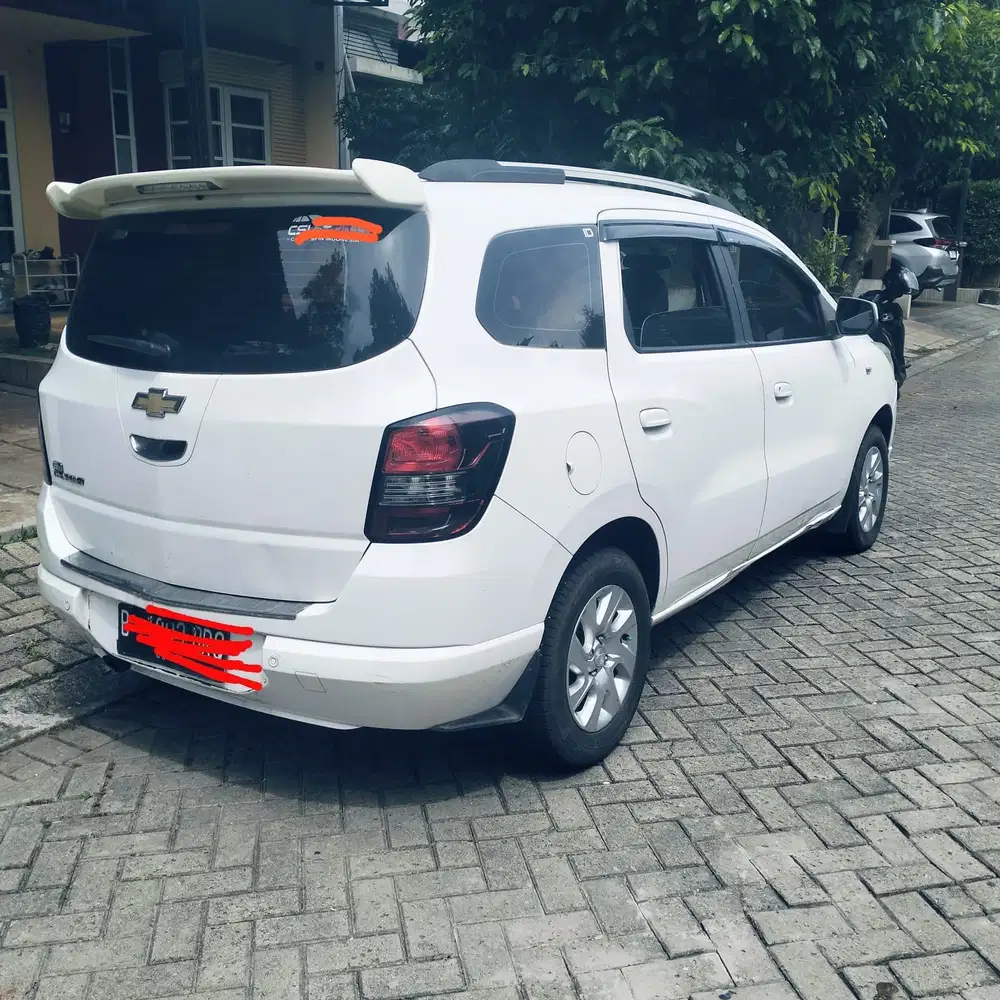 Chevrolet Spin 2013 Bensin