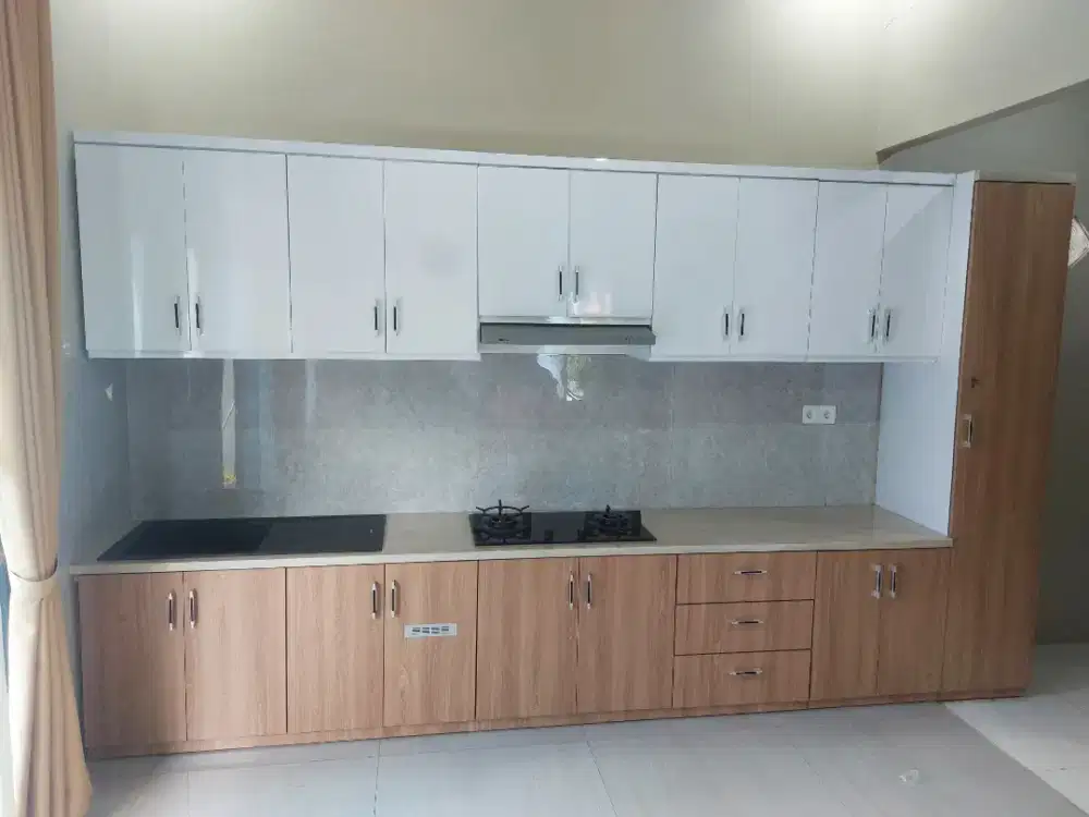 Kitchen set permeter