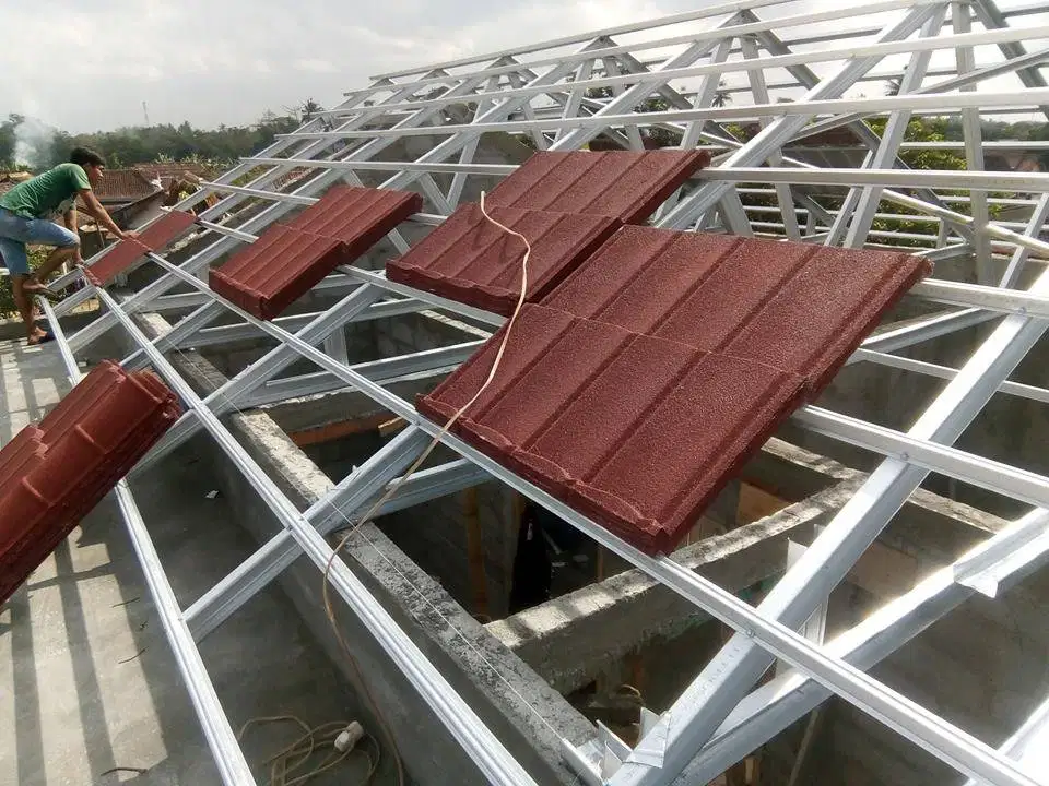 Spesialis Renovasi Atap Lapuk Hubungi Baja Ringan BIMATRUSS