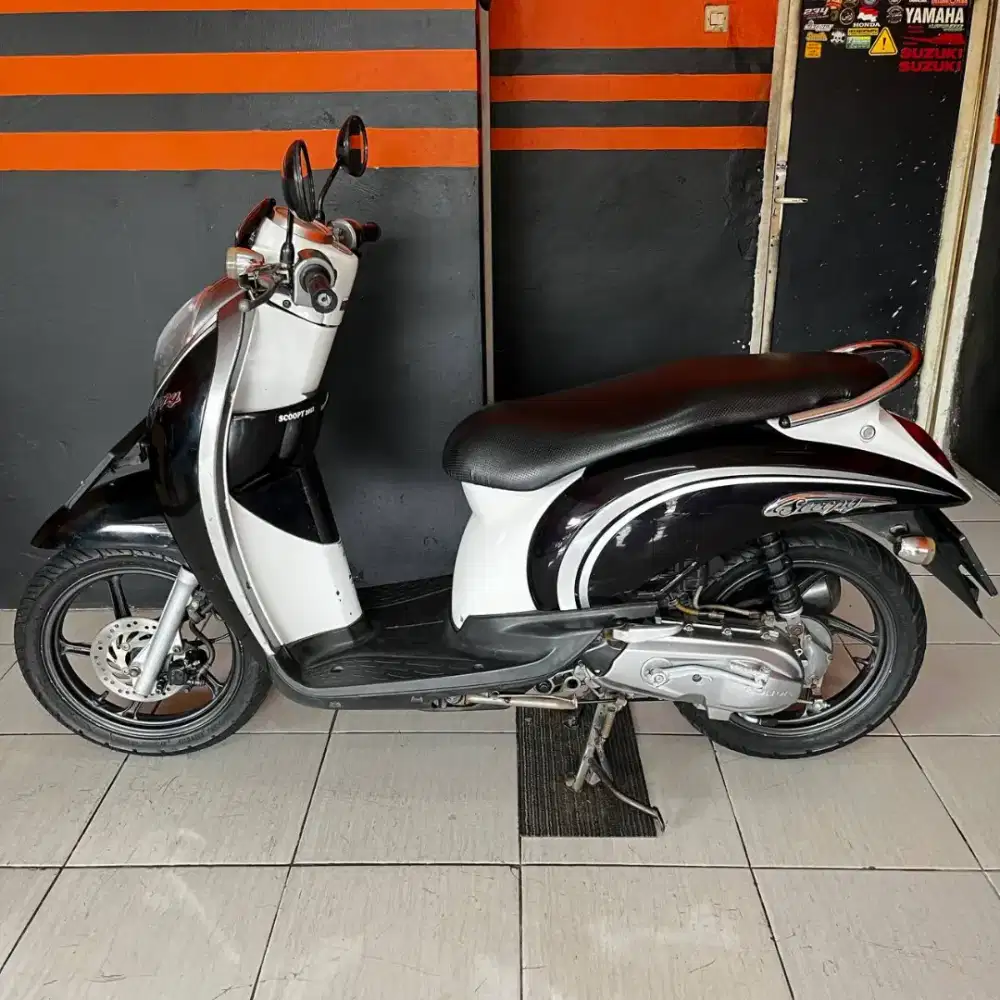 Scoopy karbu taun 2011