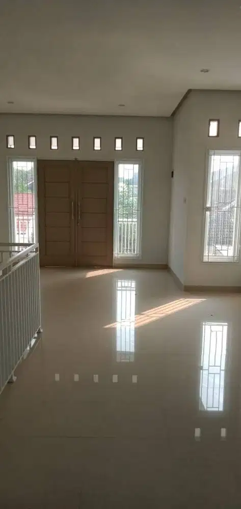 Dijual Cepat Rumah di Villa Mutiara