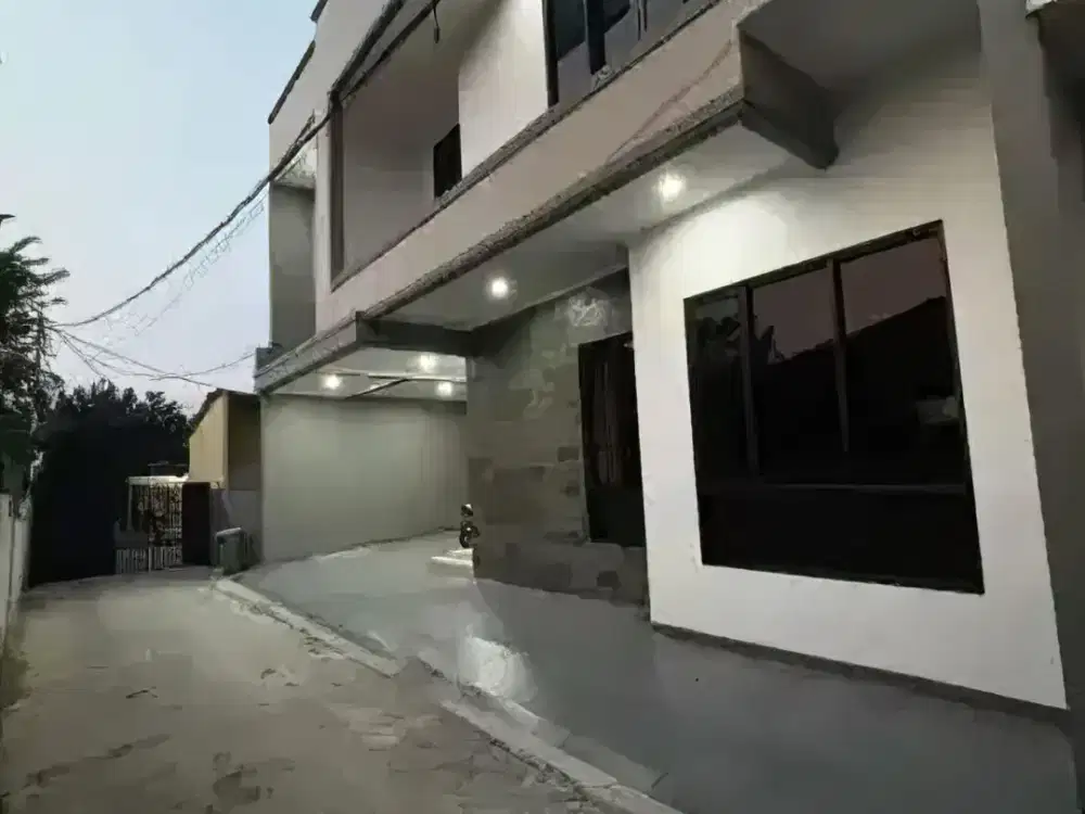 DI Jual  Cepat Rumah Mewah 3 lantai dekat tol & LRT Cibubur