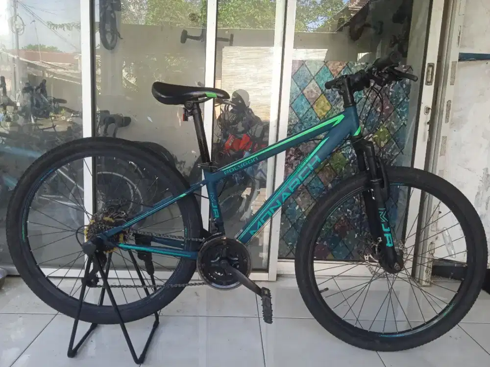 Sepeda gunung MTB polygon Monarch junior