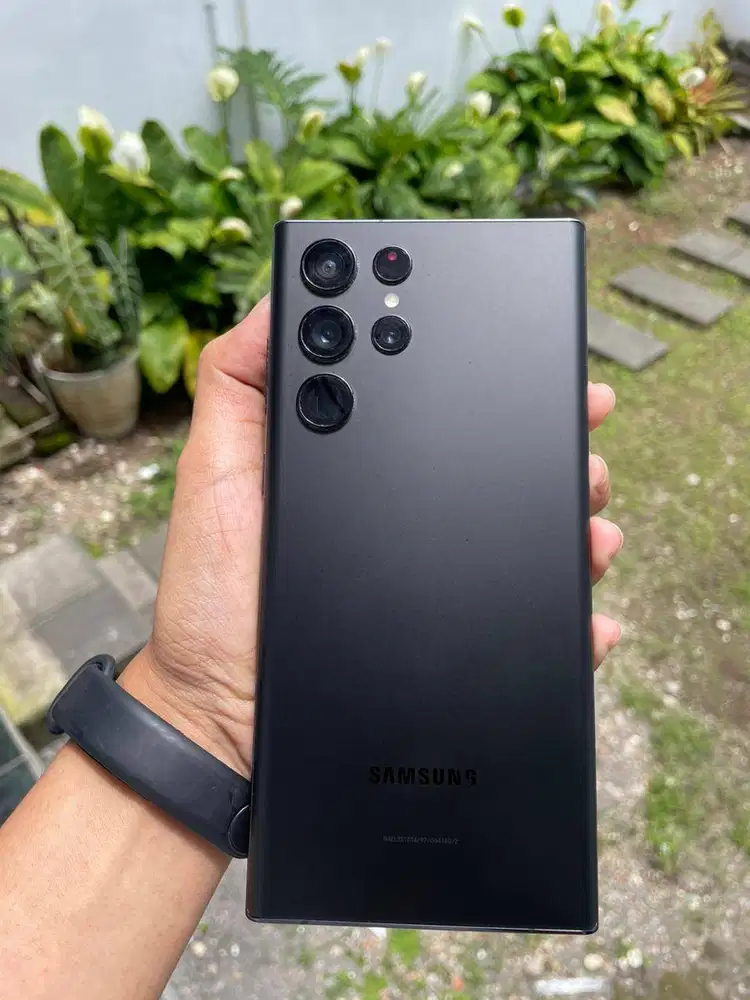 SAMSUNG GALAXY S22 ULTRA 12/256 ISTIMEWA