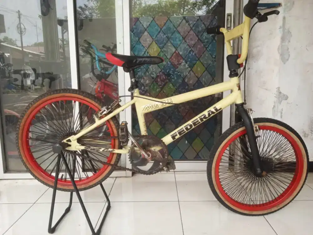 Sepeda anak Bmx uk20
