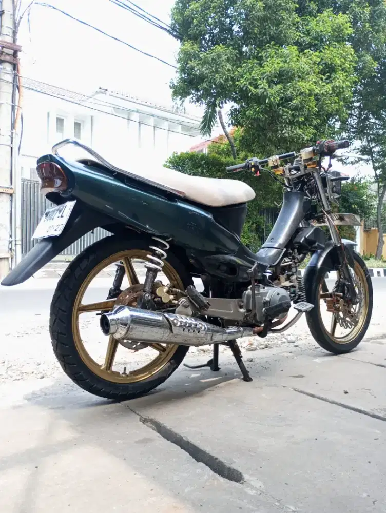 Suzuki Shogun R Th 2000 modif Ayago ganteng