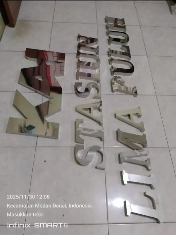 Letter timbul stainless Huruf timbul stainless