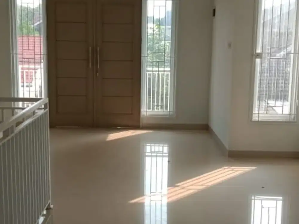 Dijual Rumah di Villa Mutiara Ciputat