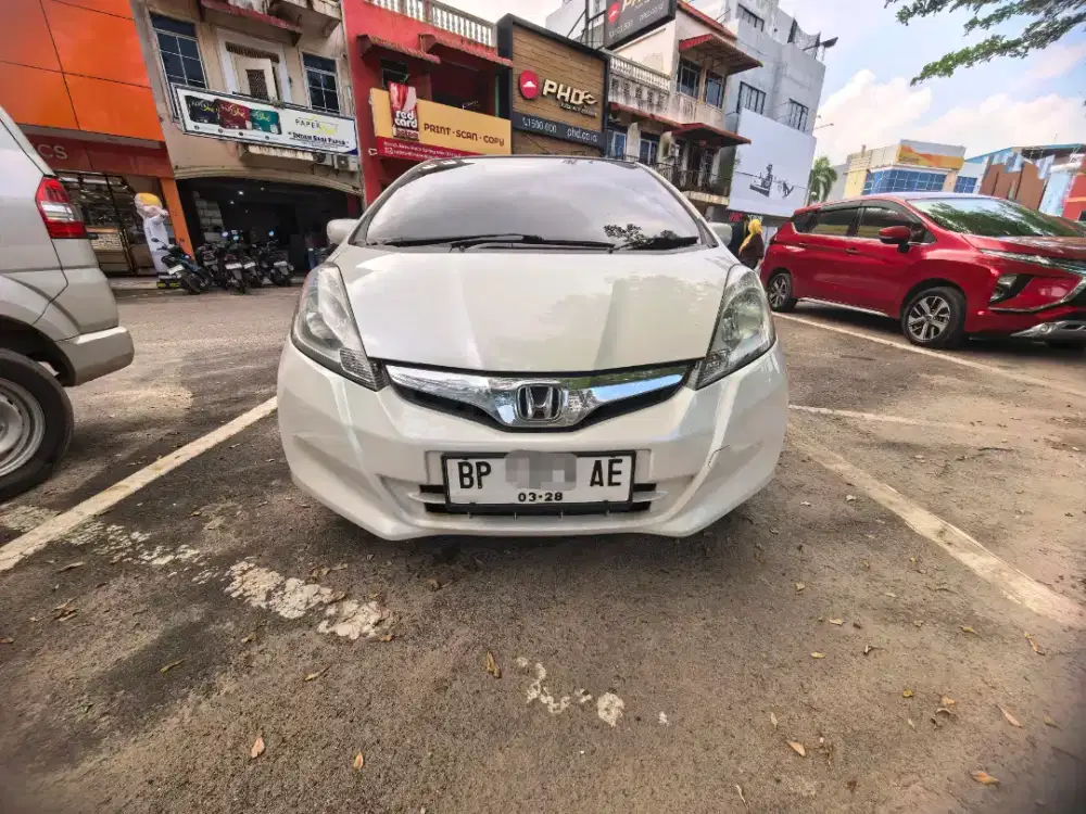 Honda jazz 1.5 matic 2013 dp 0%