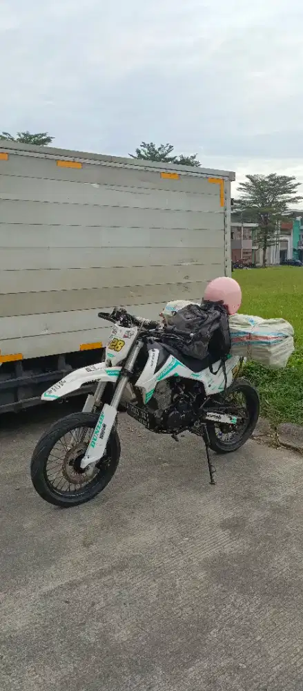 Di jual supermoto basic viar 2018