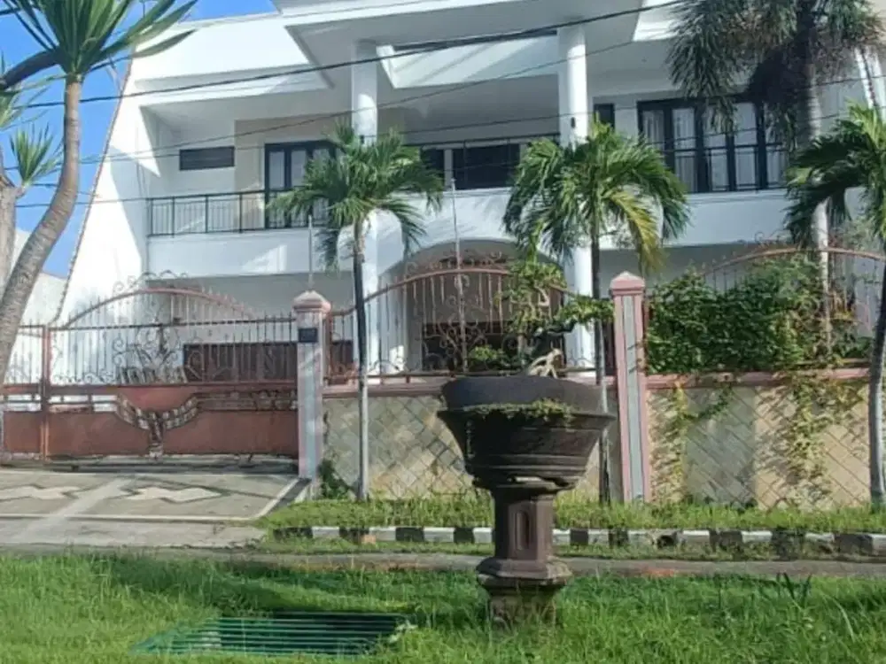 Rumah 2 lantai siap huni dharmahusada mas