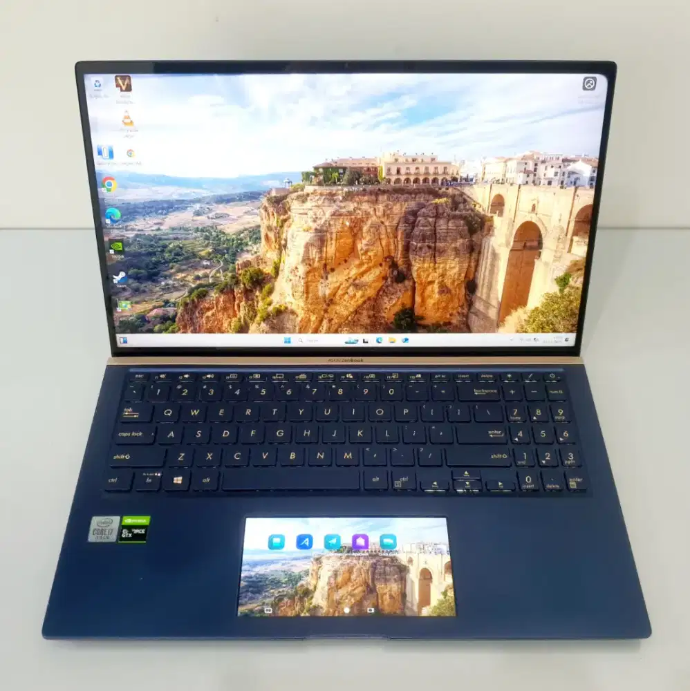 Laptop Asus Zenbook UX534FTC i7 GTX 1650 MaxQ