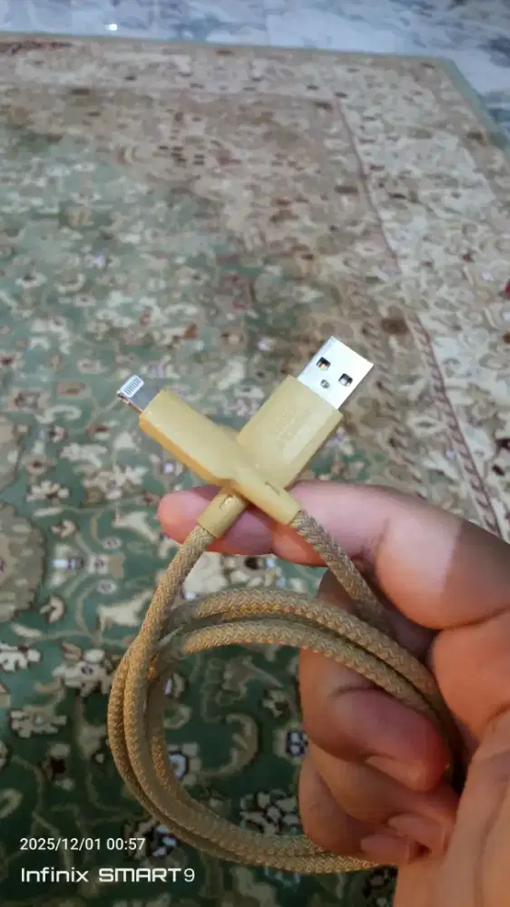 Kabel Charger Lighting iPhone 6 - X