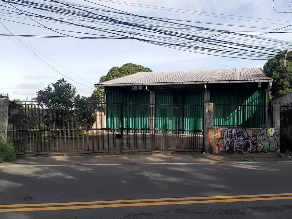 Dijual Gudang dan Showroom Di Raya Gadog Ciawi